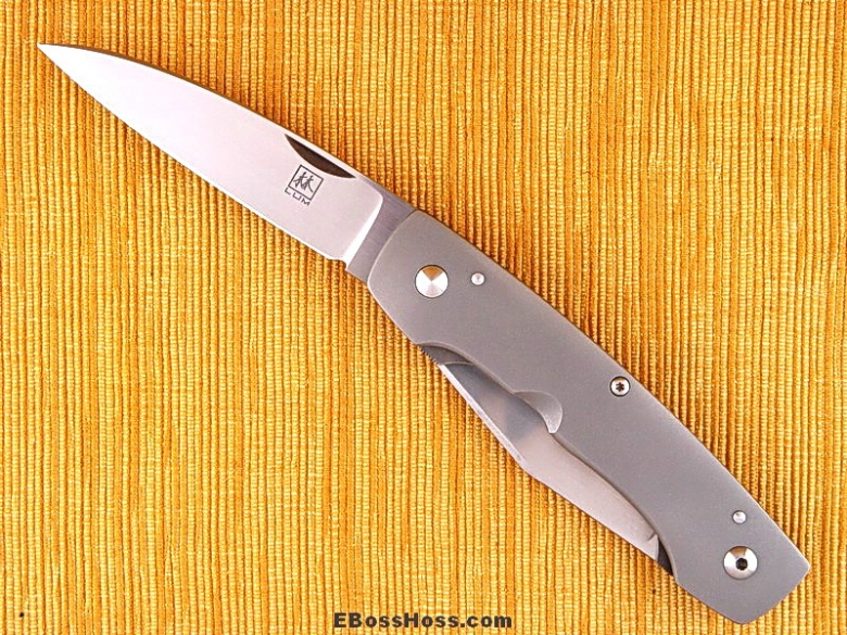 Lum 2-Bladed Folder