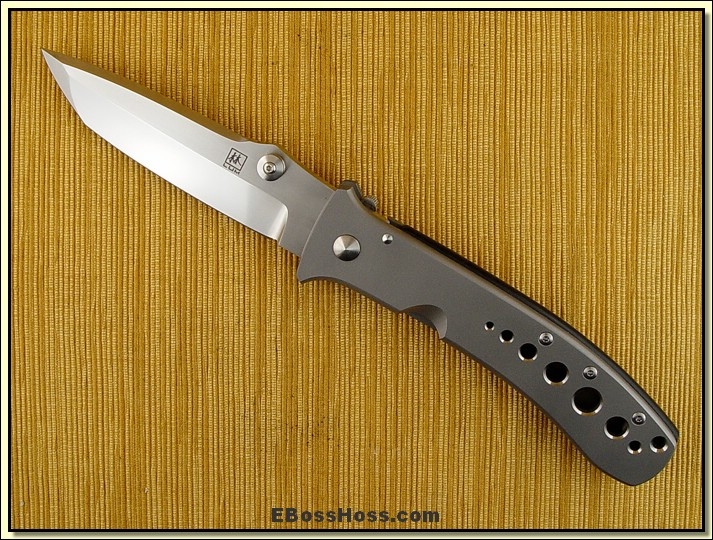 Bob Lum Tanto II w/LAWKS