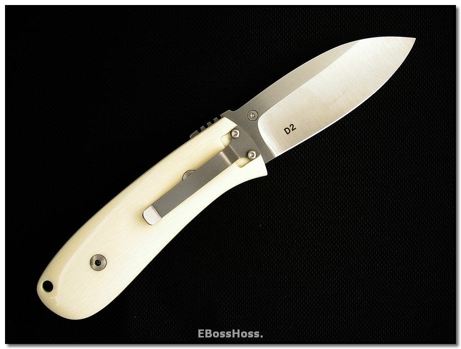 Bob Dozier 'New Model' 3 1/8-inch Deluxe Folder