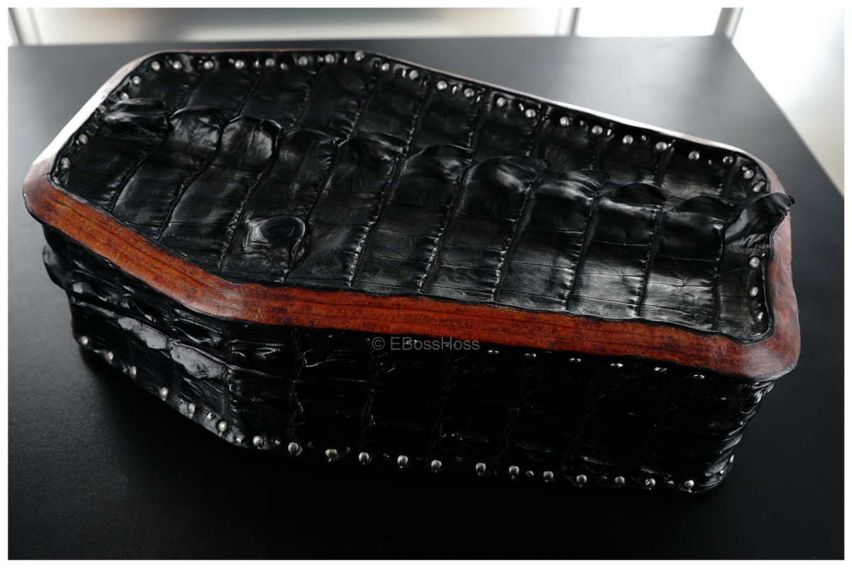 Starlingear's Greg Everett, Leathersmith: Hand-made Coffin Valet