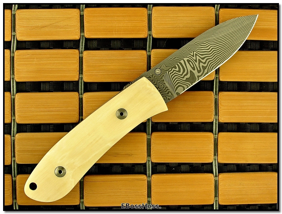 Bob Dozier Dlx. Folding Hunter