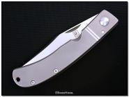 Bob Lum Back Pocket Folder